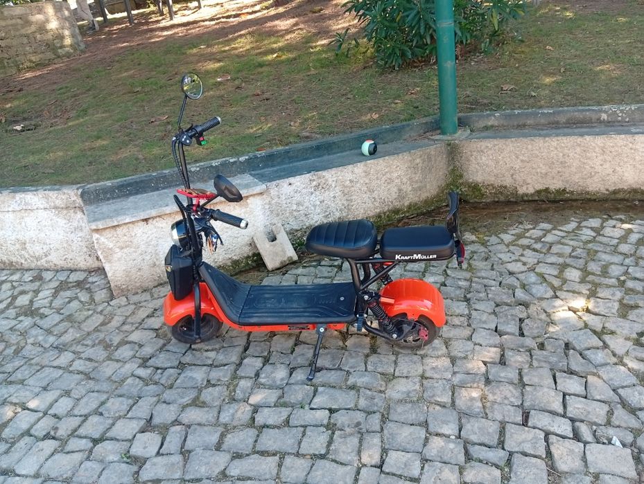 Mini CITY coco em excelente estado como se vê nas fotos