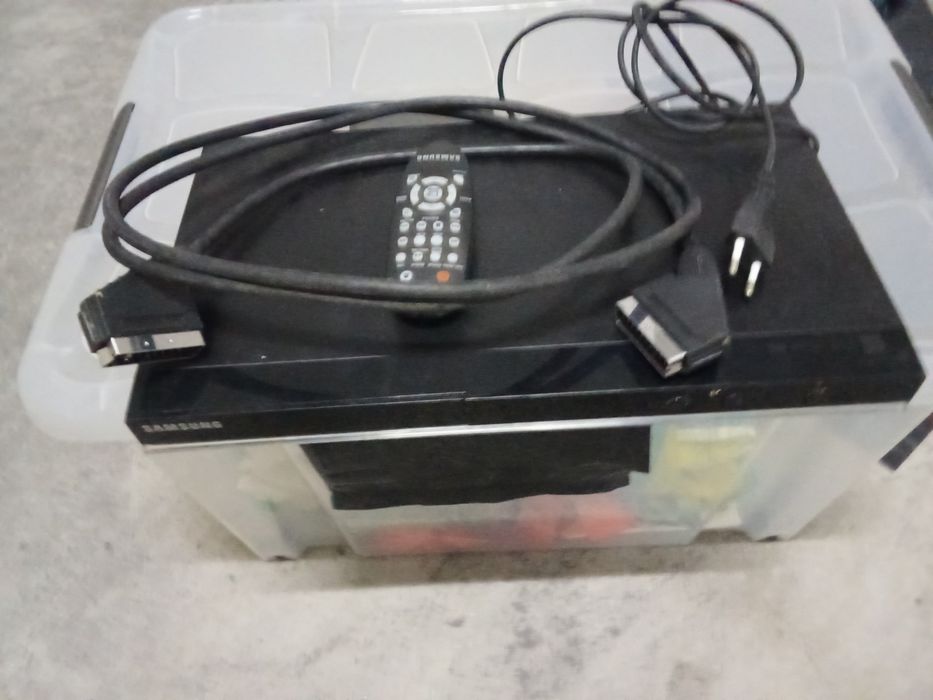 DVD Player Plus...64171712229890121