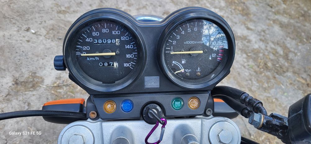 Продам Honda cb400sf