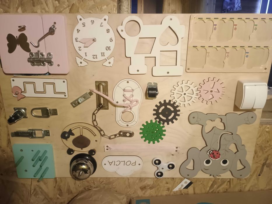 Tablica manipulacyjna sensoryczna