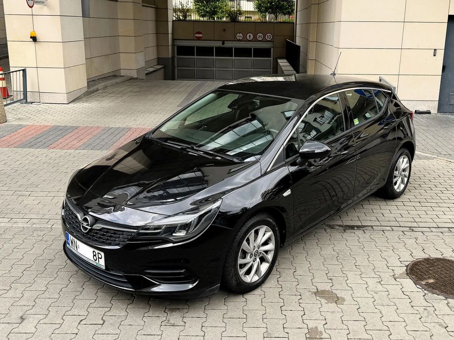 Opel Astra 37 tysięcy km serwisowana salon PL FAKTURA VAT 23%