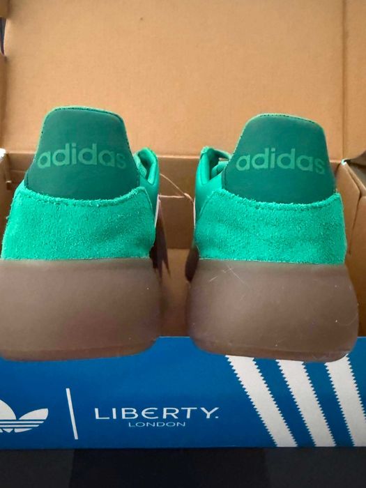 Tênis adidas novos