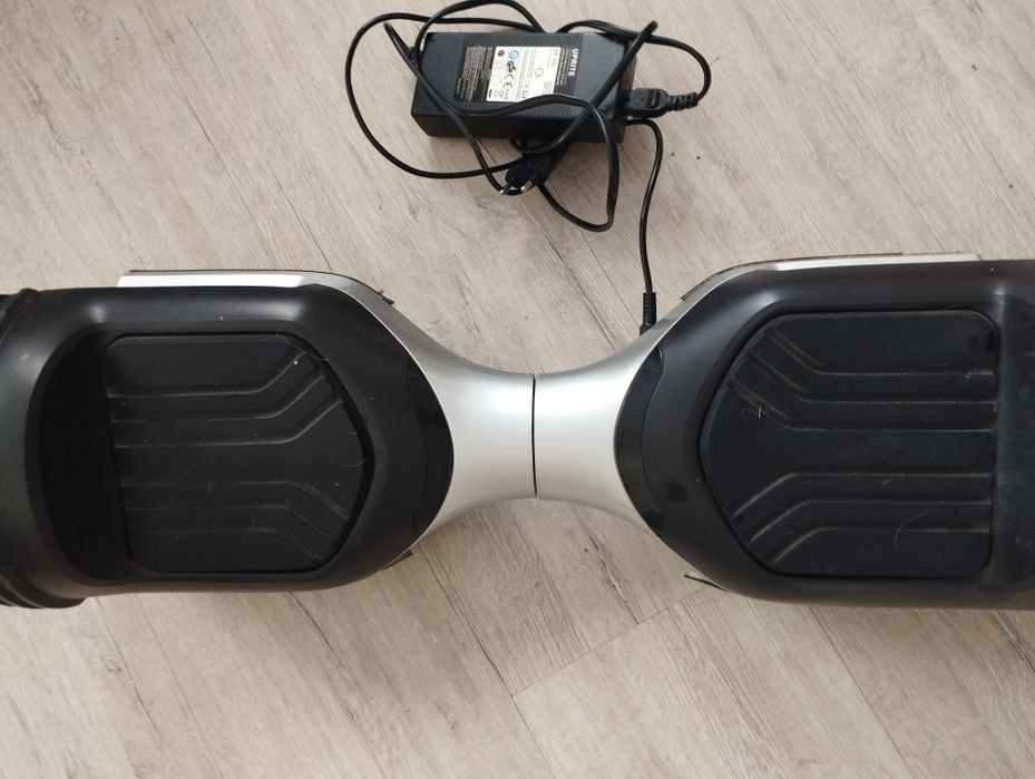 Sprzedam hoverboar ładowany elektrycznie