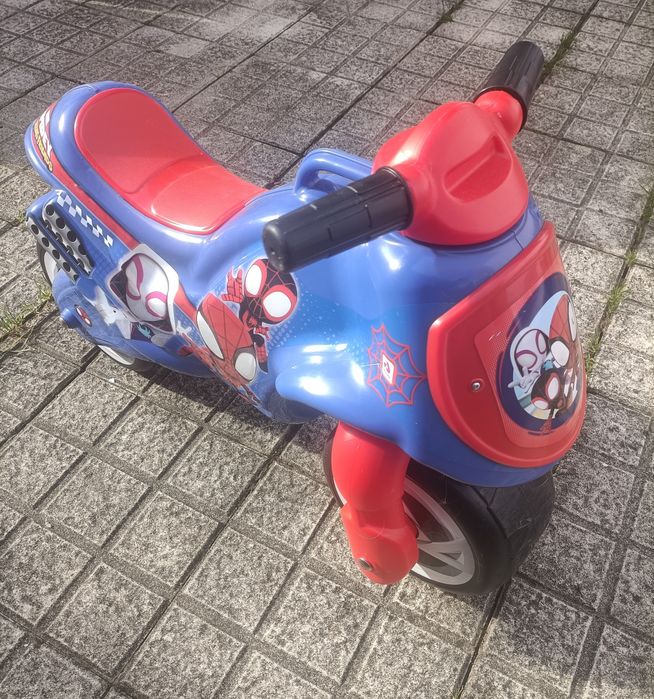 Mota/Andador Spider Man.