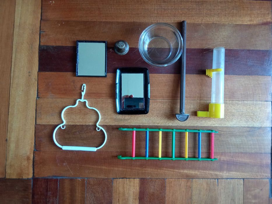 Продам обладнання для клітки папуги, канарки