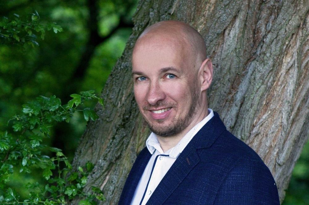 Angielski - nauczyciel, doświadczenie akademickie i międzynarodowe! Pomoc w nauce, przygotowanie do egzaminów, przełamywanie barier w mówieniu.