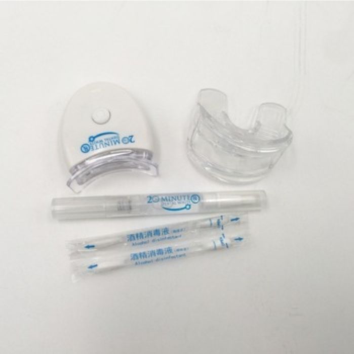 Набор для отбеливания зубов Dental White