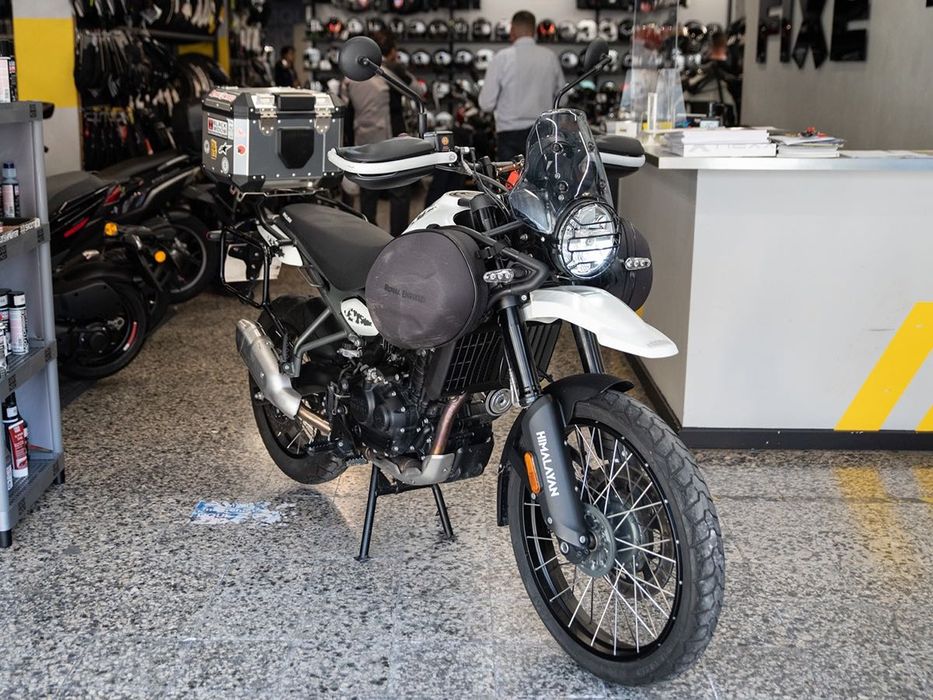 Royal Enfield Himalayen 450 Versão Kamet White (tubeless)