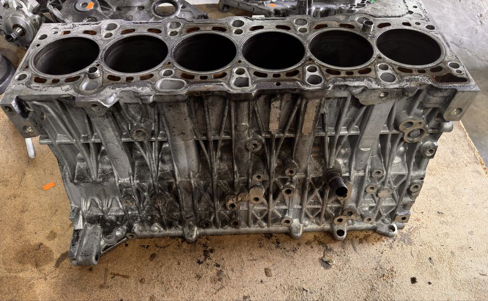 Bloco de motor aluminio Bmw 335/535/635d 306d5
