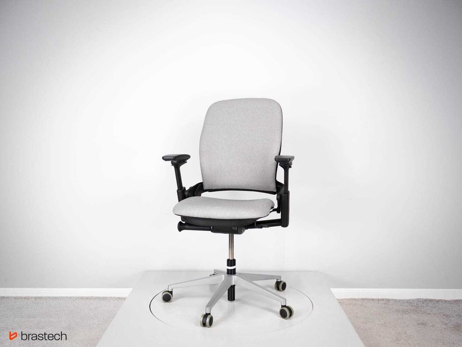 Fotel biurowy Steelcase Leap V2