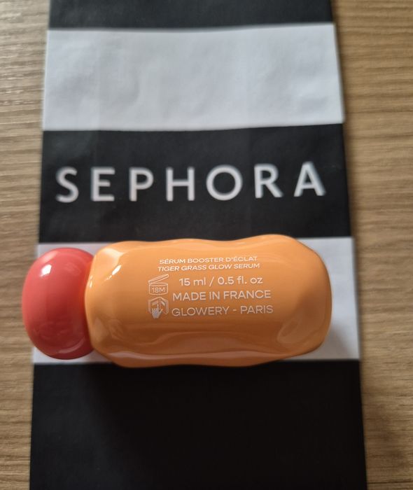 Nowe!!! GLOWERY Daily Dew 15 lekkie serum rozświetlające z wakrątą