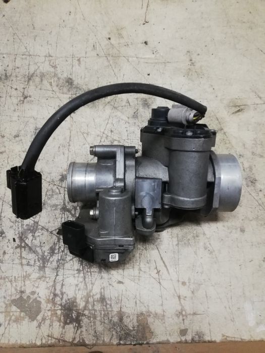 EGR Przepustnica 2.2dci 2.5dci Renault Master Trafic