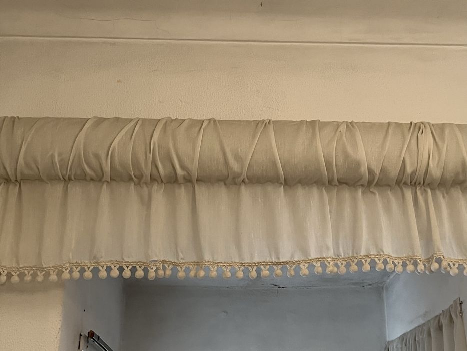Cortinas para janelas pequenas