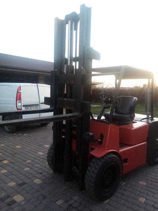 Продам погрущик Балканкар1792