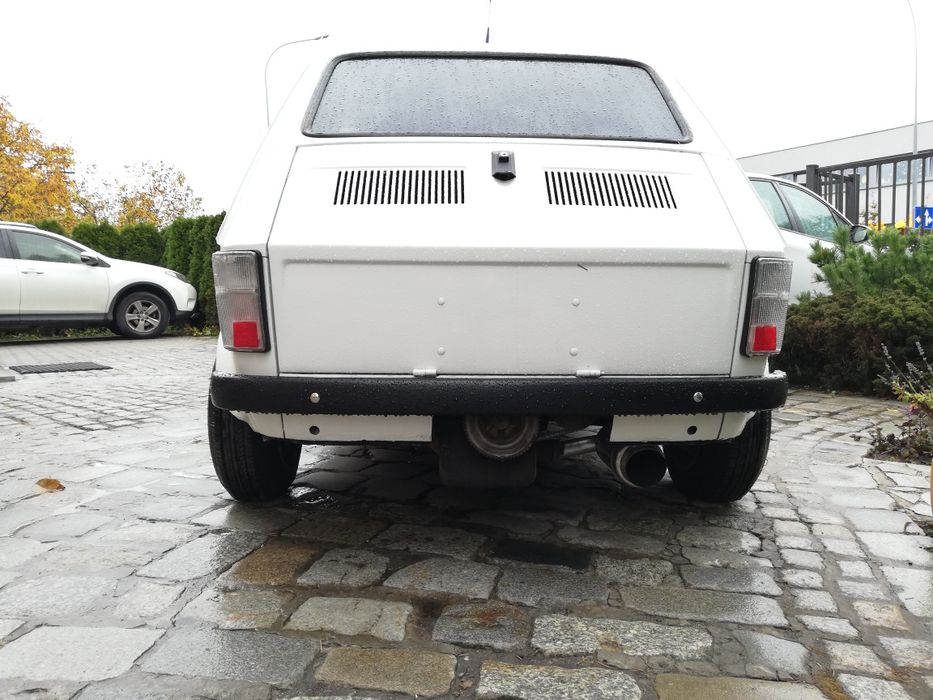 Fiat 126p zderzaki z laminatu czarne nowe do rajdowe komplet przód tył