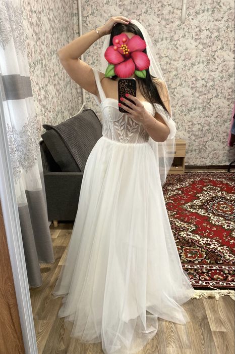 Нова весільня сукня
