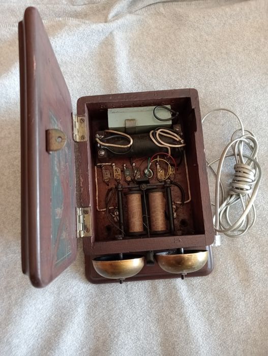 Caixa de telefone como nova.