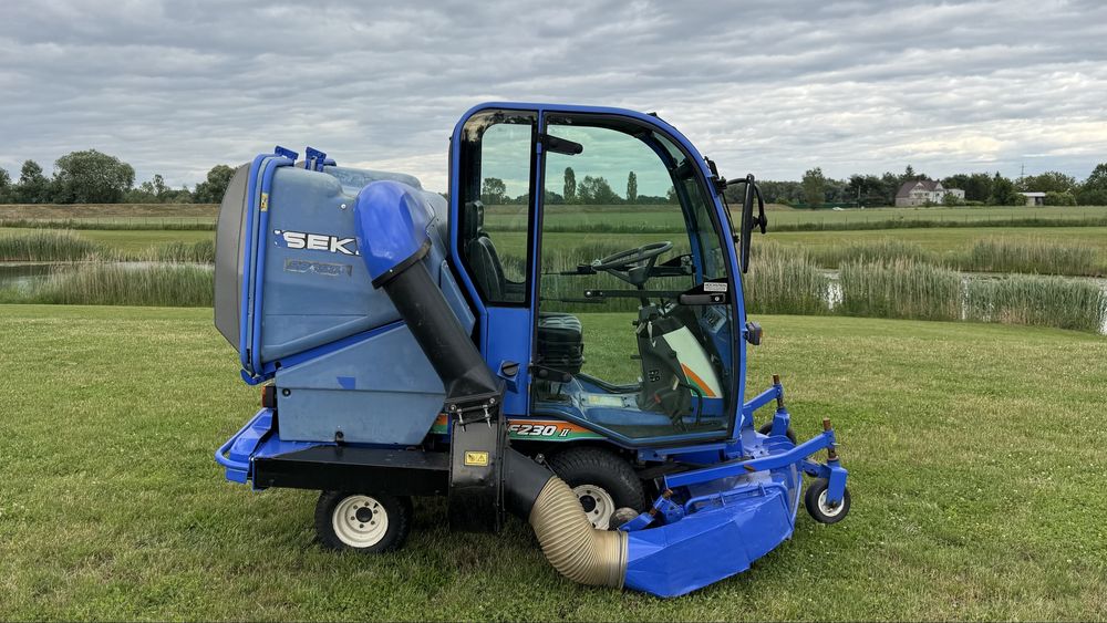 Kosiarka ISEKI SF 230 II 2003r 4x4 kabina kosz John Deere Sabo Toro Jacobsen RANSOMES