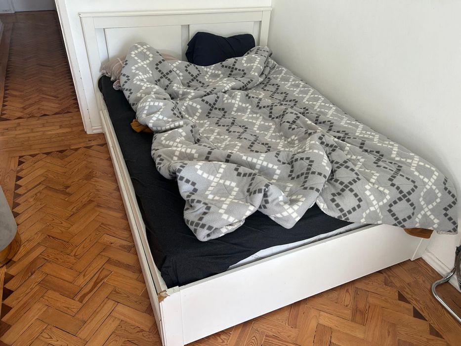 Cama 140xx200 +estrado