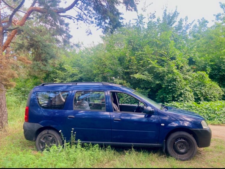 Logan mcv dacia універсал