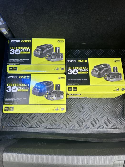 Ryobi Zestaw Akumulator 18V z Ładowarką