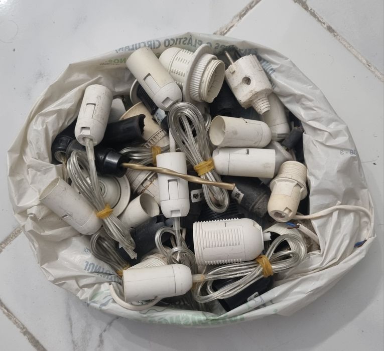 Casquilhos  para Candeeiros vários