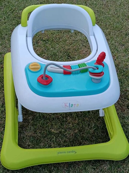 Andarilho para bebé - Modelo KIARA da Pierre Cardin