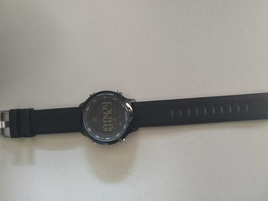 Smartwatch czarny