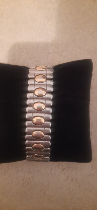 Seiko наручные часы на браслете.