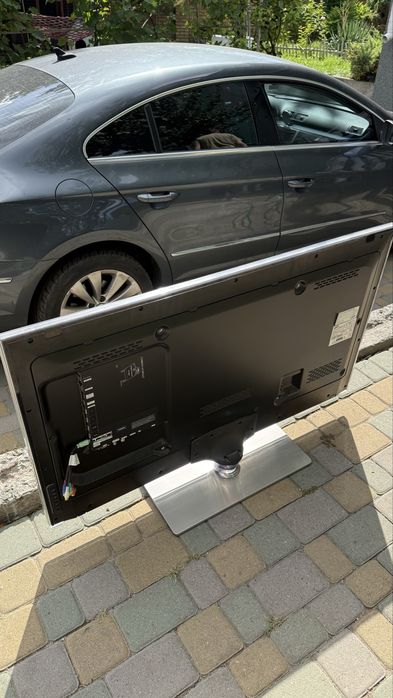 Samsung UE46D8000 диагональ 46”, Full HD, 3D, Smart TV
