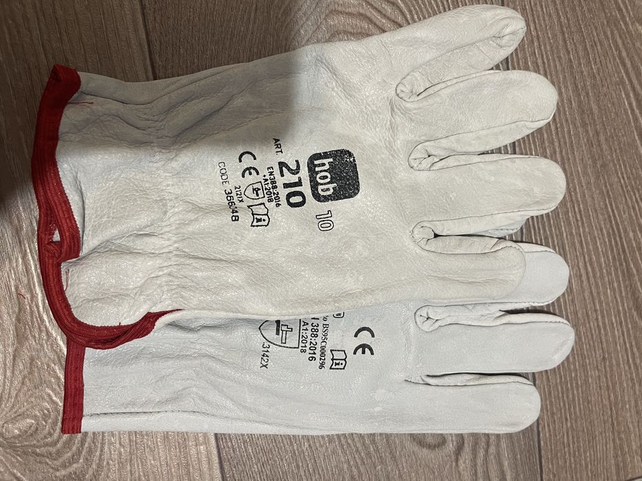 Перчатки рабочие кожанные