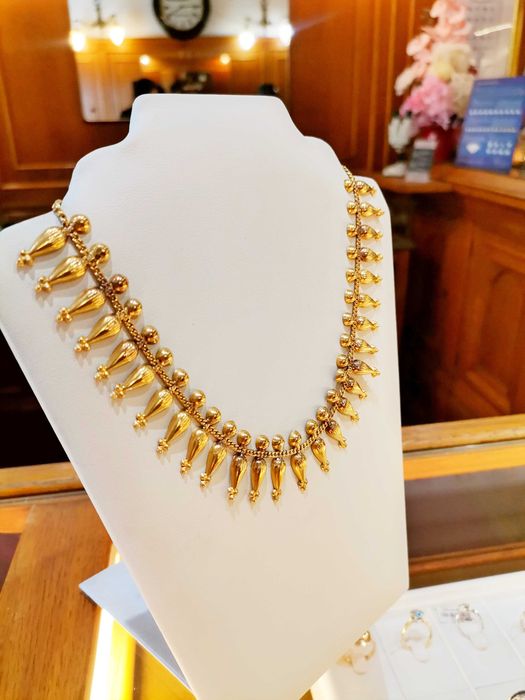 Złoty łańcuszek, kolia damska.