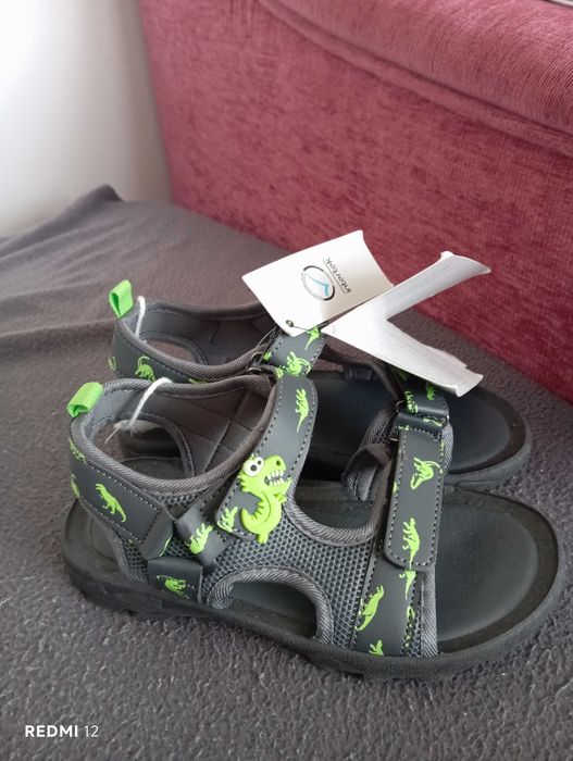 Nowe buty chłopięce