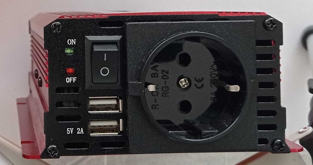 Przetwornica napięcia DC 12V do AC 220V