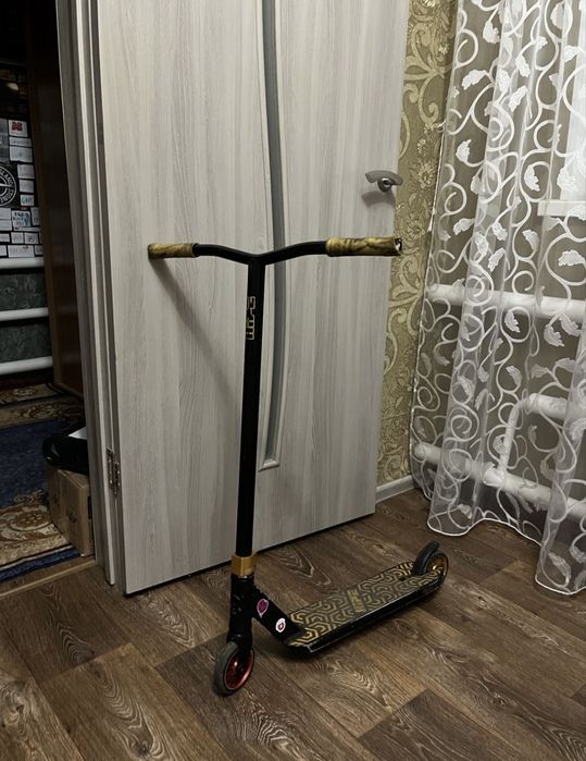 Трюковий самокат Hipe H3