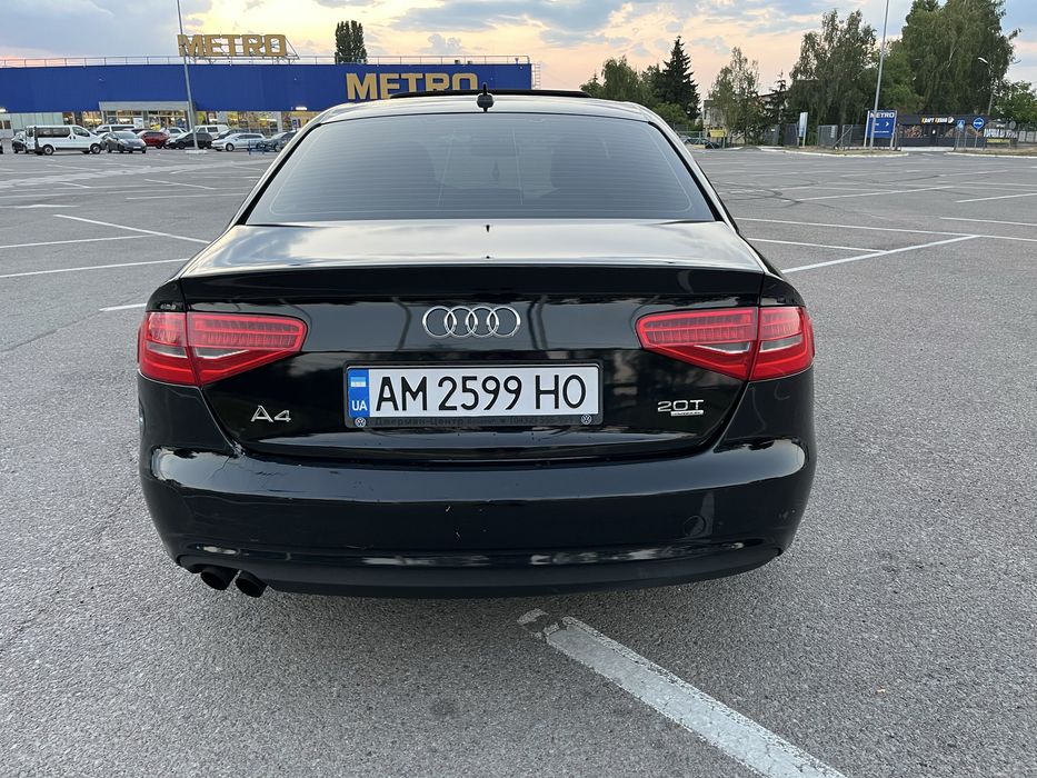 AudiA4B8 2012року