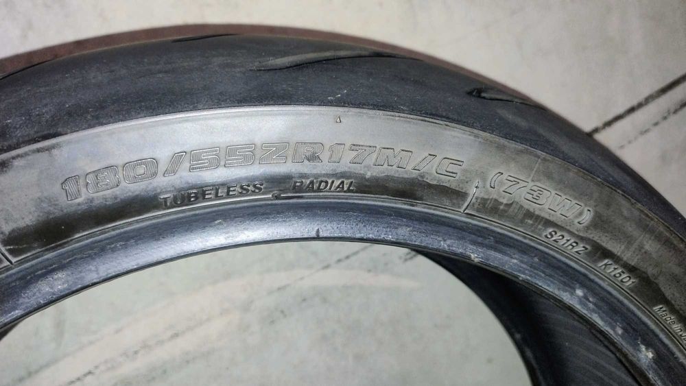 Opony motocyklowe Bridgestone Battlax S21 120/70 17, 180/55 17