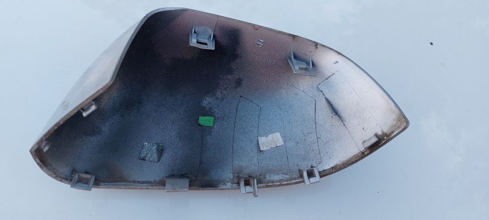 Dacia/Renault Duster 2011 кришка дзеркало праве 540267003364P