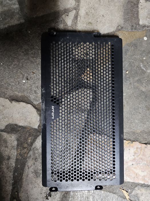 Vendo suporte matricula  e proteção de radiadormt07