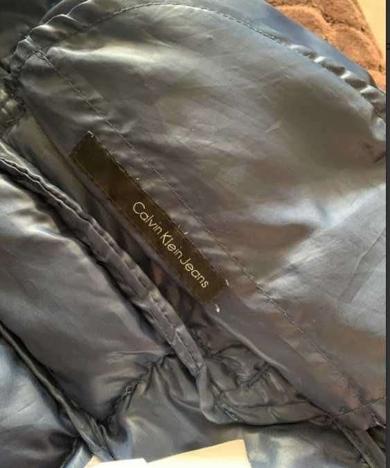 Женский короткий пуховик Calvin Klein