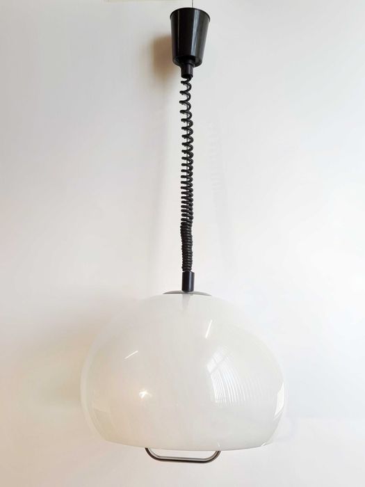 Candeeiro Space Age branco Harvey Guzzini anos 70