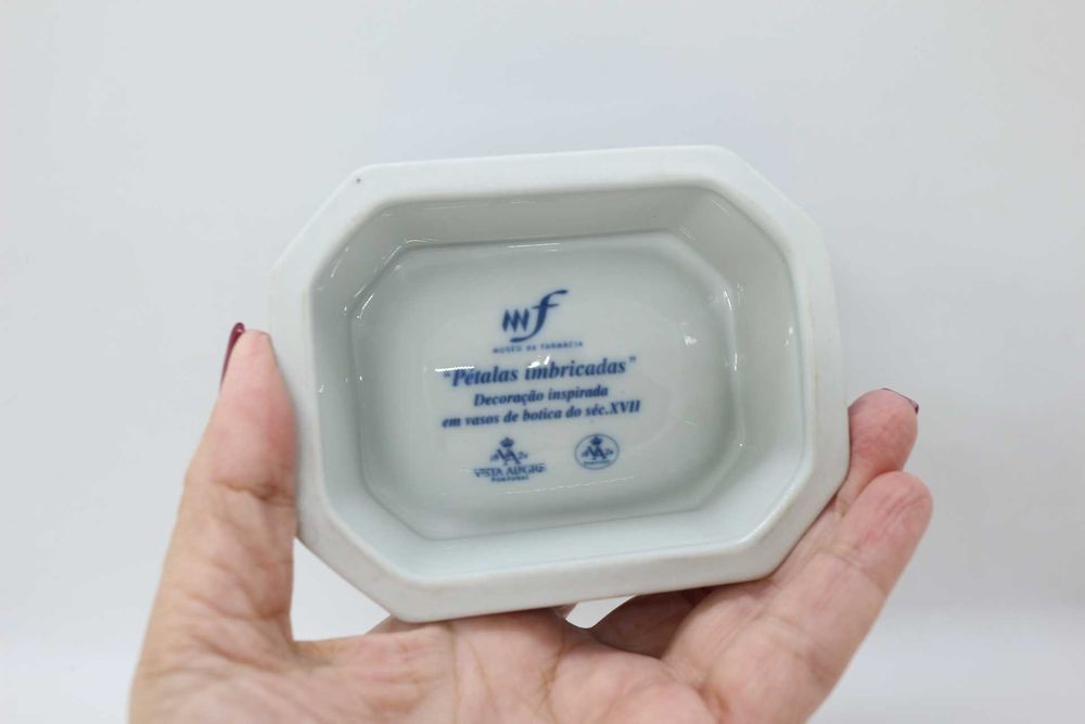 Saleiro Pétalas Imbricadas Vista Alegre 1992