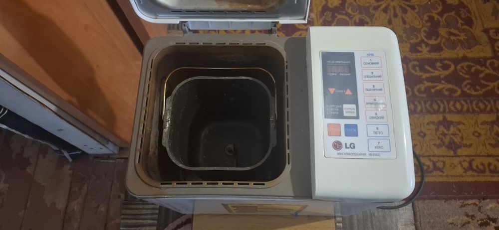 Хлебопечка LG HB-202CE