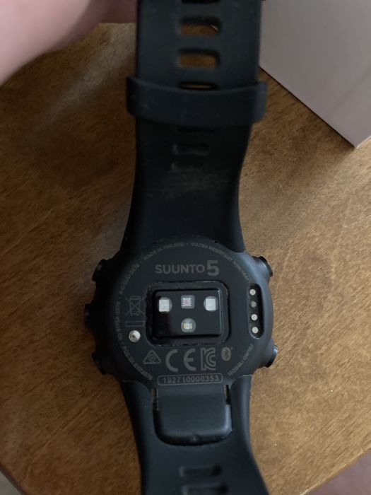 Zegarek sportowy Suunto 5 (czarny)