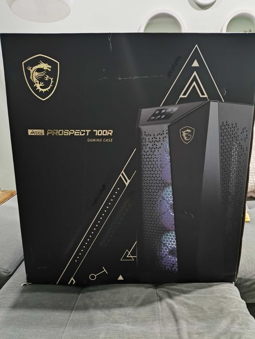 Obudowa MSI MEG Prospect 700R