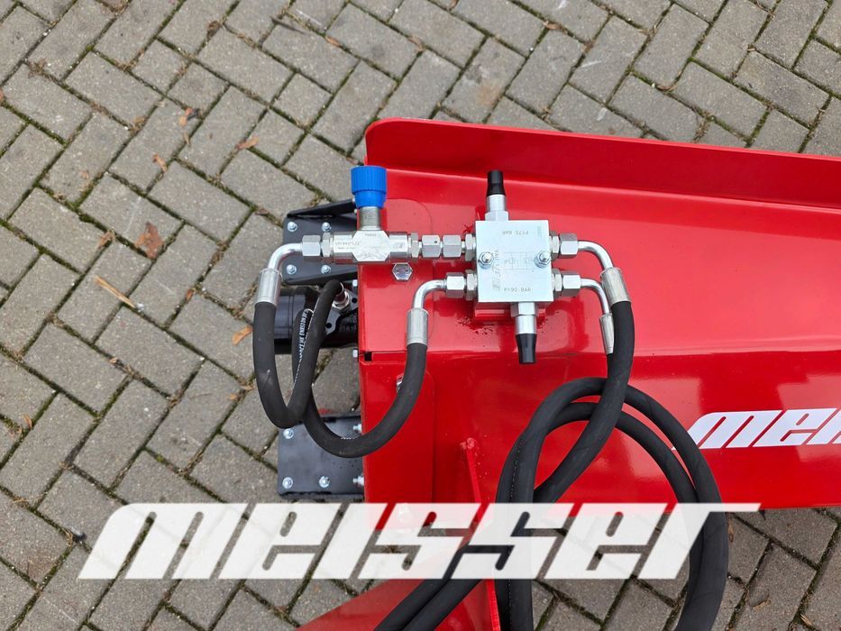 Podgarniacz do paszy pasz TMR mocowanie w cenie NOWOŚĆ DOSTAWA!