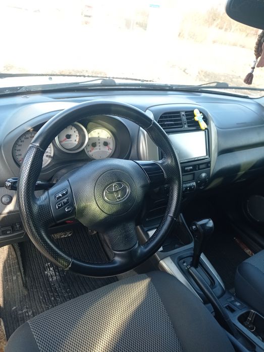 Продам авто RAV4