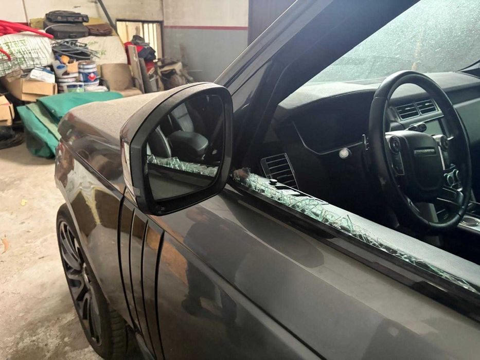 Range Rover para peças