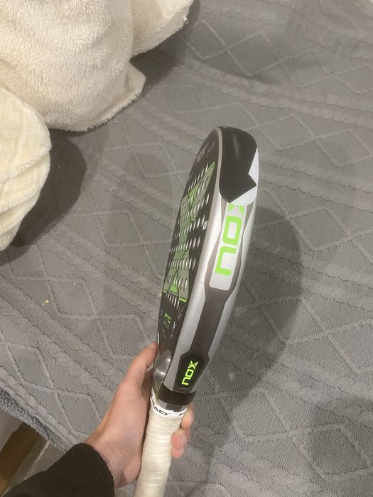 Raquete de padel Agustin Tapia 2023