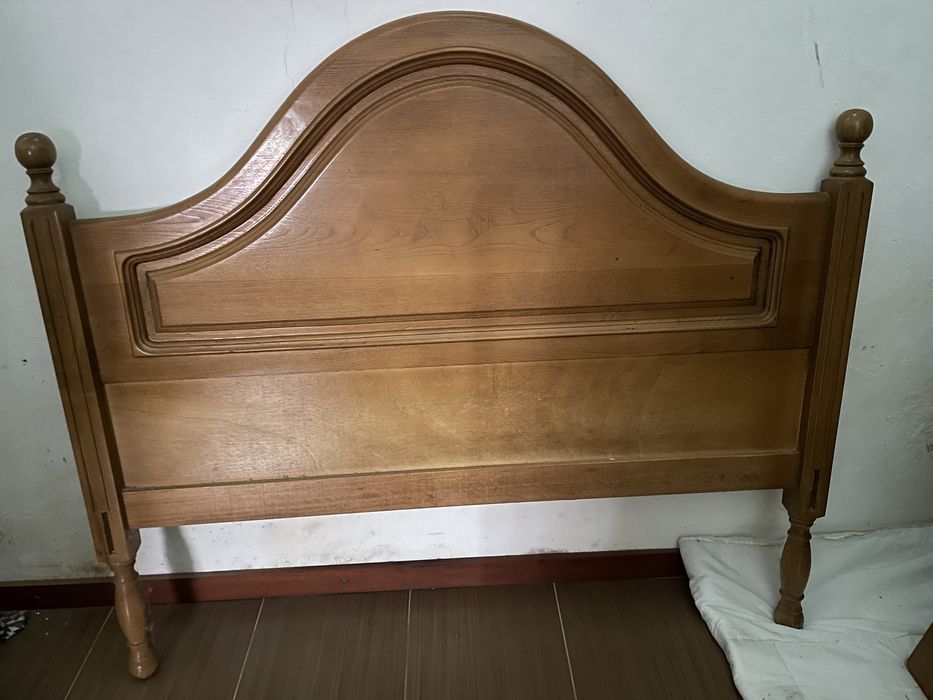 Mobilia casal madeira castanho